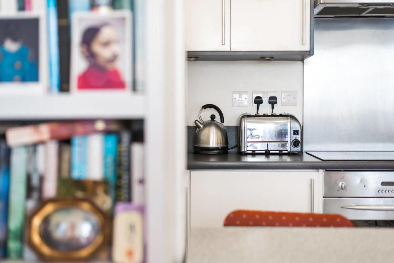 لندن Guestready - Bright 1Br Home Near Arsenal Stadium Wbalcony المظهر الخارجي الصورة